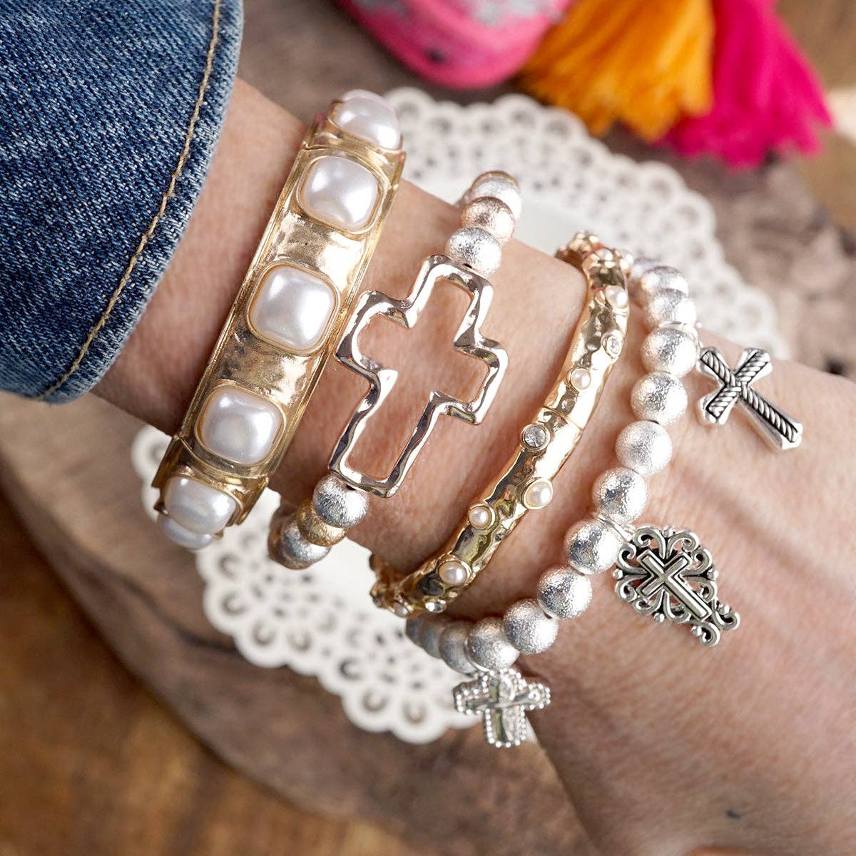 Eternal Glow – Eternity Stretchy Bangle with Cabochons or Pearls